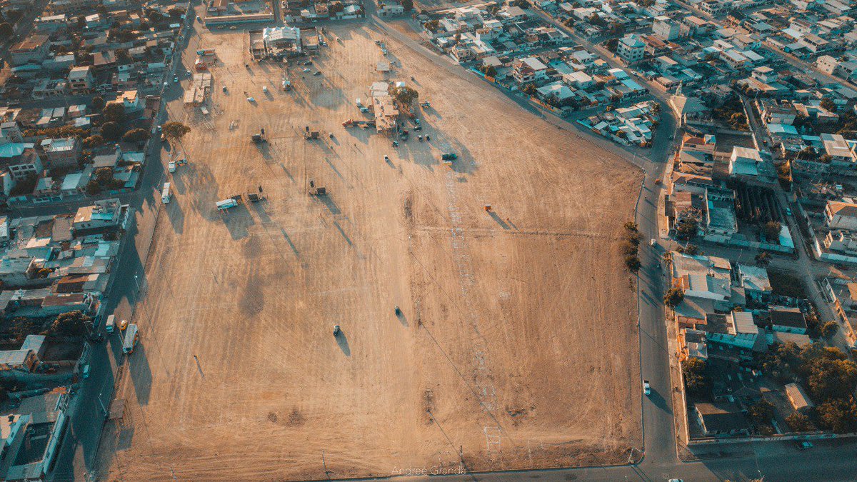 #PrimerInforme
Este es el sitio donde se dará el gran concierto de <a href="/daddy_yankee/">Daddy Yankee 😀 (DY)</a> que será este Sábado 23 de junio, todo listo para celebrar por los alto las #FiestasMachala2018 

Foto: <a href="/AndreeGranda/">Andreé Bull</a>