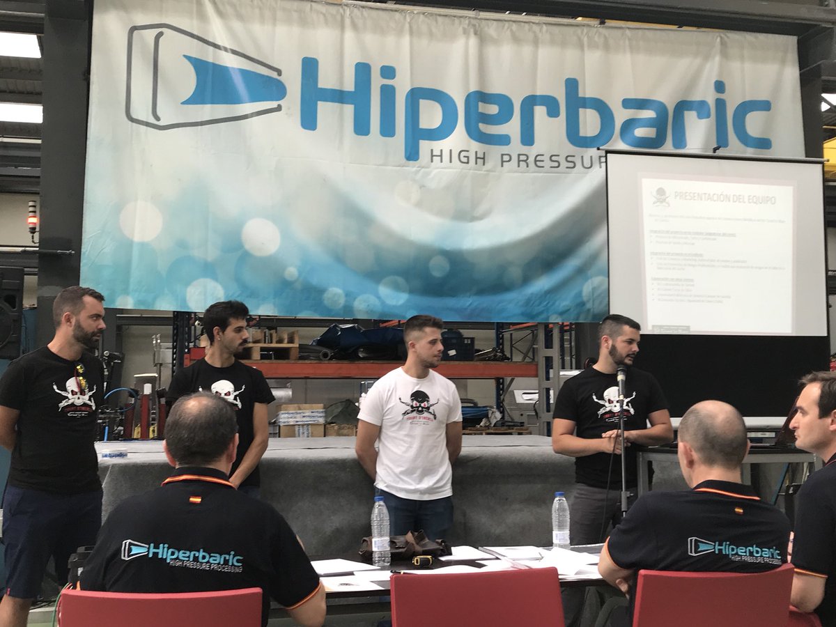TInercia's tweet photo. Ayer expusimos nuestro proyecto en Burgos!! @hiperchallenge https://t.co/MooSYHTEU3
