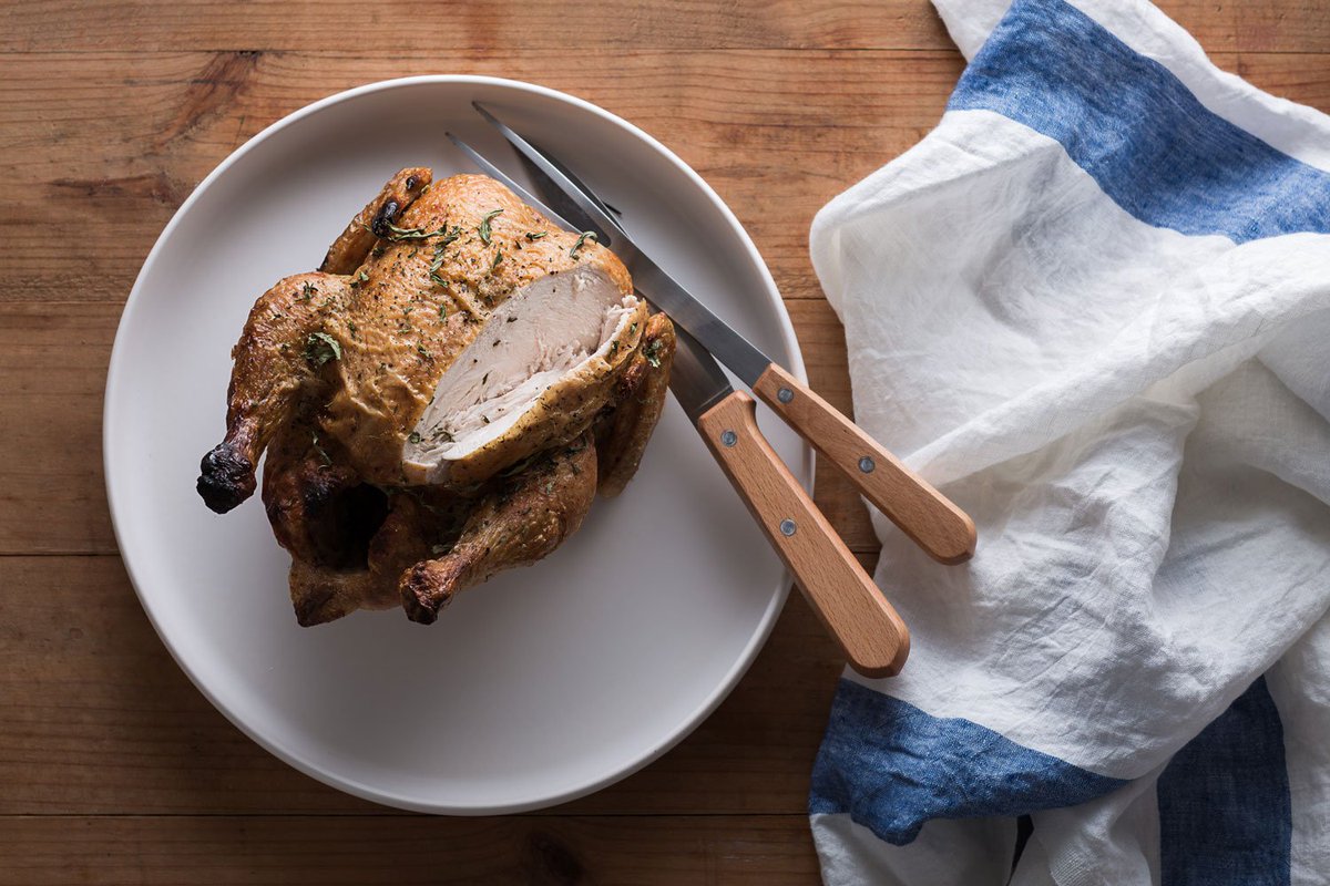 PrimaryPhotos's tweet photo. Yummy foods in the kitchen of lovely Sam and Celeste Gant, @potandpanmelbCulinary Tailoring #roastchicken #melbourne https://t.co/y7LZzMcYBr https://t.co/mGuPmJDdKs