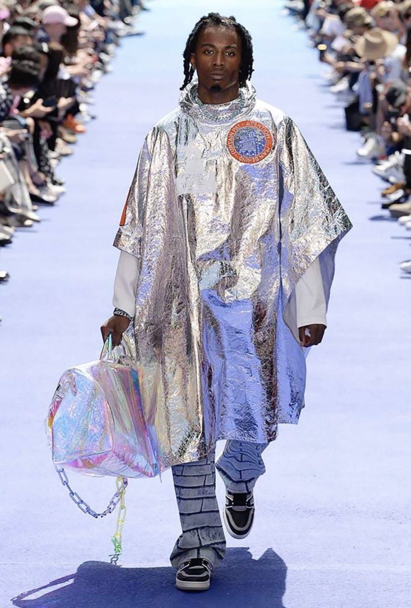 SUnbored's tweet photo. For Abloh’s first show at Louis Vuitton, Playboi Carti, Steve Lacy, A$AP Nast and Kid Cudi were standout models among many others. https://t.co/0pAPNuFJWN