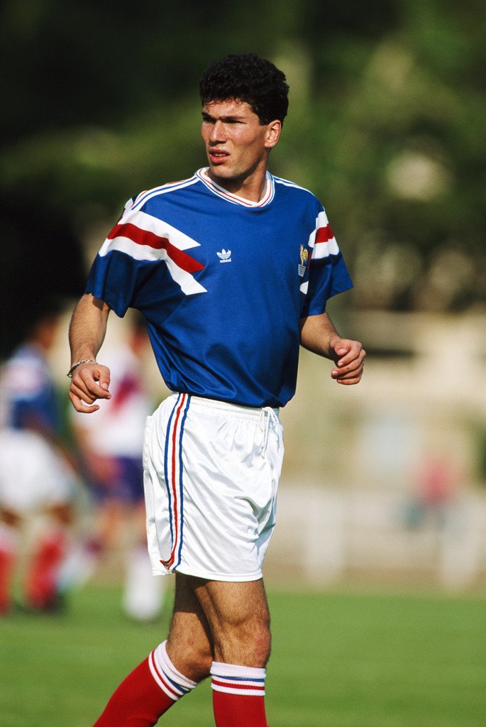 Happy birthday Zinedine Zidane(born 23.6.1972) 
