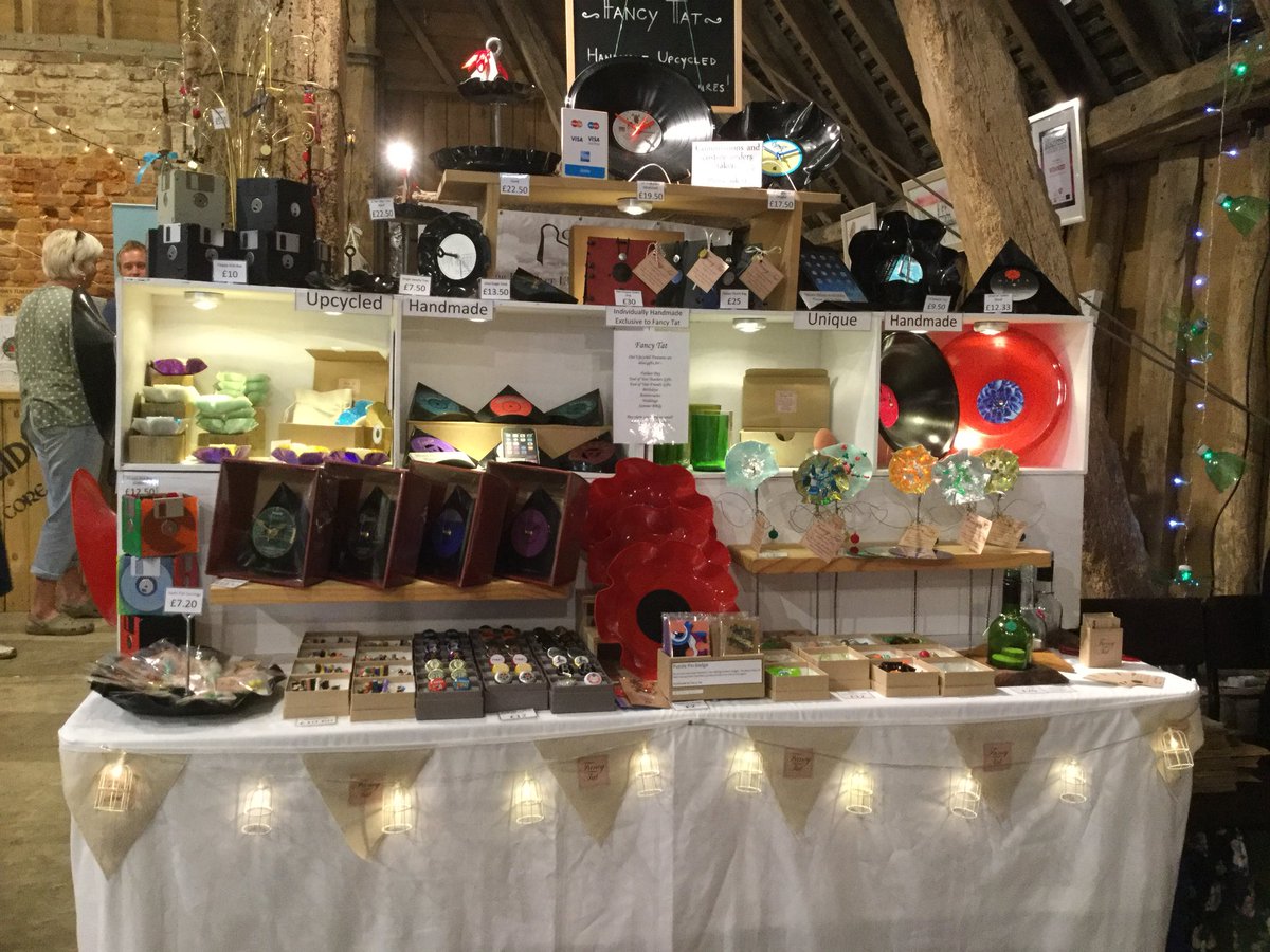 MidSummerTithe's tweet image. Fabulous weather for a weekend at the tithe barn.  The largest tithe barn in England, filled with talented makers and producers.  Please come and share the experience with us! 
#localmarkets
#localcrafts
#localproducers
#localfayres
#localfairs
#localbusinesses