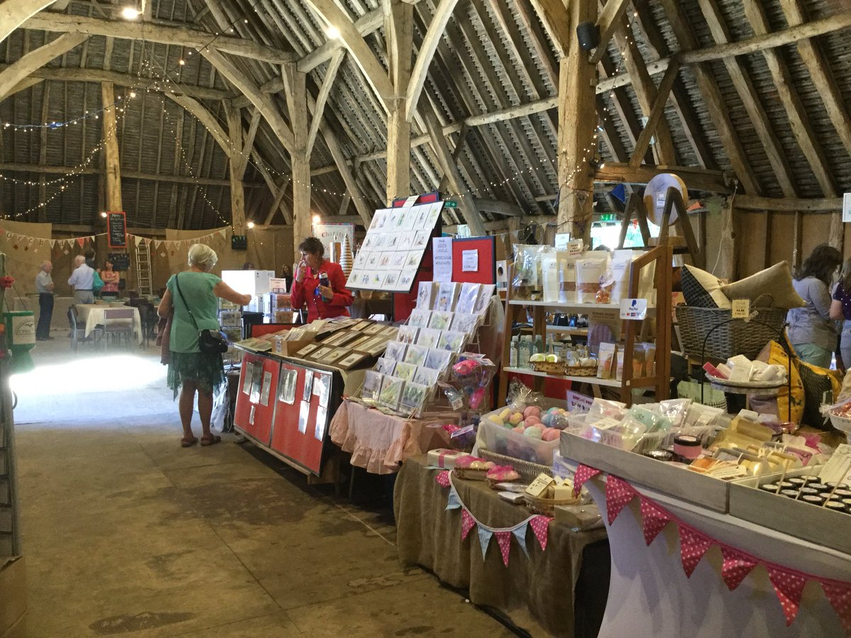 MidSummerTithe's tweet image. Fabulous weather for a weekend at the tithe barn.  The largest tithe barn in England, filled with talented makers and producers.  Please come and share the experience with us! 
#localmarkets
#localcrafts
#localproducers
#localfayres
#localfairs
#localbusinesses
