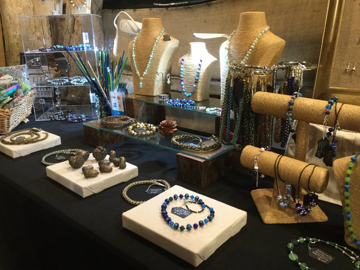 MidSummerTithe's tweet image. 