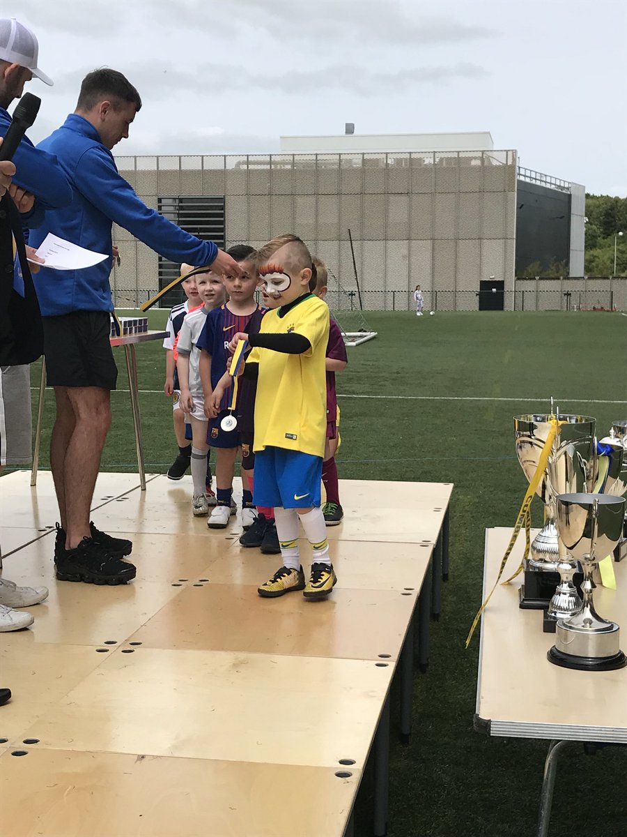 Shooglypeg tweet media