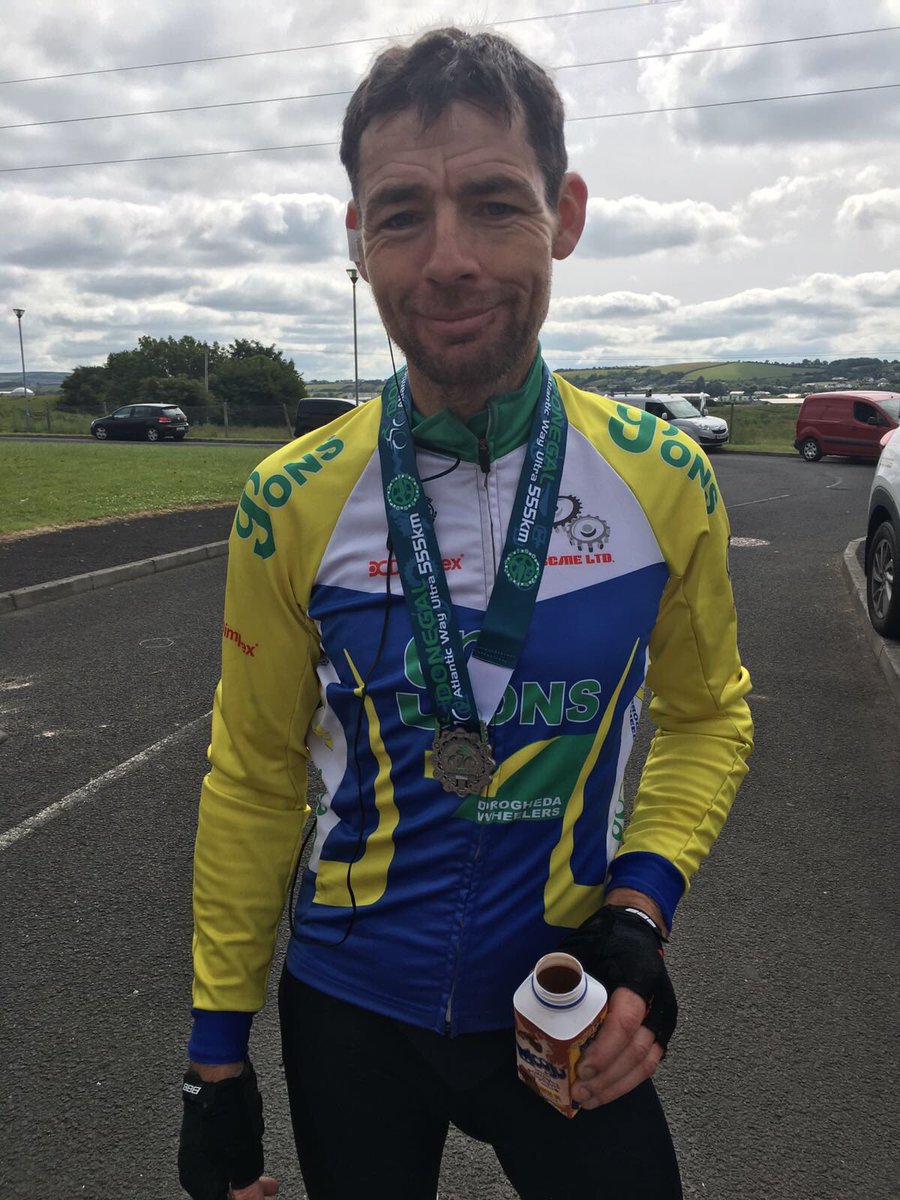 StephenpCarroll's tweet photo. Job Done555km completed in 21hrs 11mins on a savage course #Dawur2018 #teamdermot @larissaq1979 #droghedawheelers #no22 #dawur #ultracycling #555 #wildatlanticway #jobdone @DroghedaWheeler @DonegalUltra555 @WAWHour @gerardcam @barryhughes01 https://t.co/q6JvsNSbYK