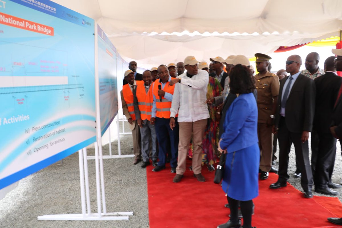 ConsortiumSgr's tweet photo. Today's presidential inspection of the SGR Phase 2A project. The President witnessed the laying of the first T-Beam for the Nairobi National Park Bridge. He reiterated his desire to have the project proceed without any hitch.
#SGRtwasongambele https://t.co/Wn9h3SNfbR