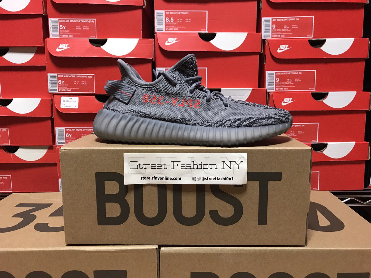 streetfashi0n1's tweet photo. 🚨#SFNYプレゼント企画 第12弾🚨

adidas Yeezy Boost 350 V2 Beluga 2.0 🔥
男性 1名

Supreme Backpack 18SS🔥
女性 1名

Supreme ステッカーセット🔥
8名

計10名様にプレゼント🎁

応募方法はフォロー&amp;リツイート！
応募期間は6/23〜7/1
7/3に当選者を発表します😎

詳しくは画像より👇❗️ https://t.co/Lx1XxdwL9I