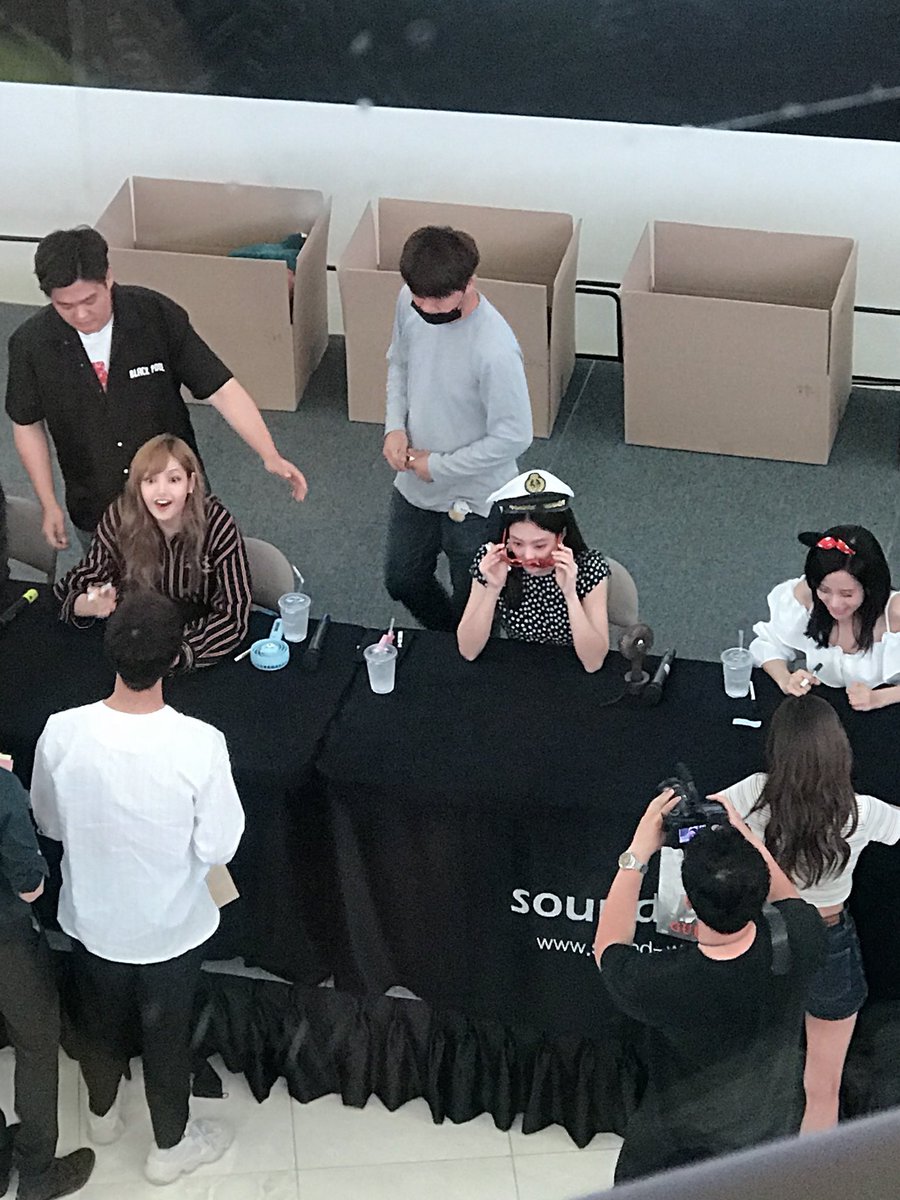 Imagini pentru sapol assawamunkong and lisa