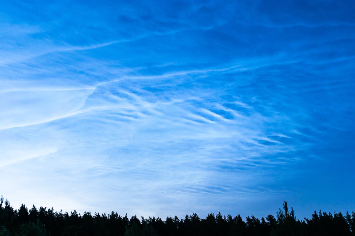 kairokiitsak's tweet image. Gorgeous noctilucent clouds display east of Karivärava, #Estonia 23 June 2018. #NLCnow #spaceclouds #nlc #noctilucentclouds #spaceweather