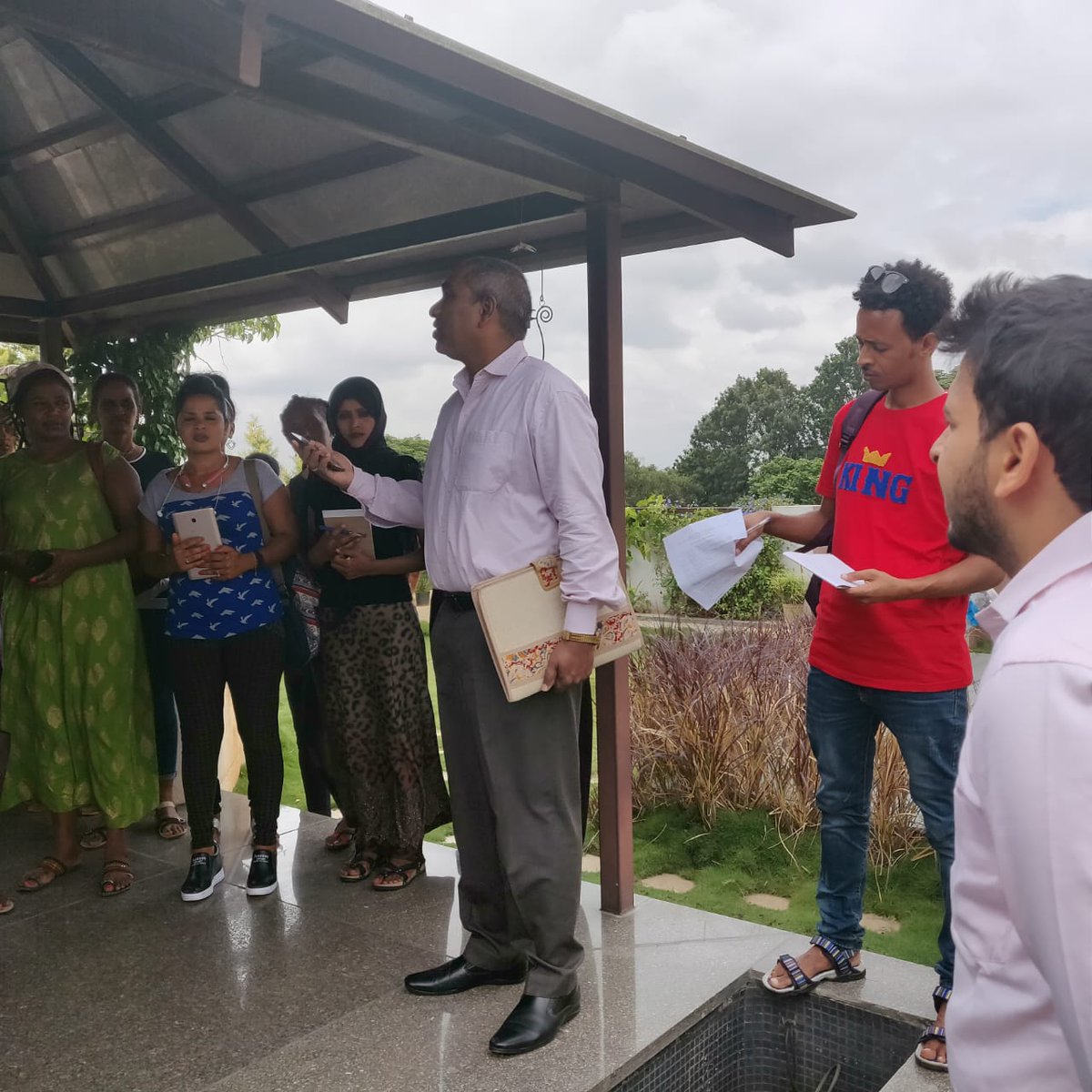 EthnicThe's tweet photo. Today we had delegates from Africa visiting us at our office where we explained to them how @EthnicThe is promoting Handicrafts and artisans globally. This event was organised by National Institute of MSME. @minmsme @CimGOI @TexMinIndia https://t.co/1Ewug6wiId