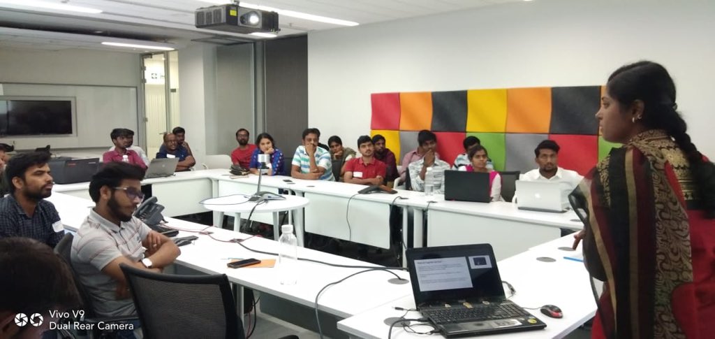 Anbu_Mani27's tweet photo. Session on #CognitiveServices #APIs by @NilaMeganathan at #LocalBuild #Microsoft #Build #mvpbuzz #IndiaMVP #XMonkeys360 https://t.co/Kb2FgY48ke