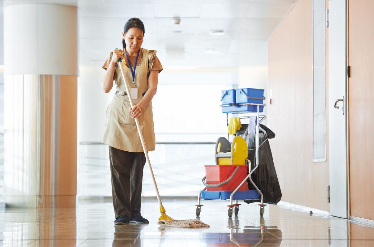 KeepCalmCS's tweet image. If you are leaving your old house or office, or you are moving into a new one, we can get the place in excellent condition. Our team of professional cleaners uses the latest and highly effective cleaning tools. ow.ly/13NE30j02Hx 
#officecleaning #commercialcleaning
