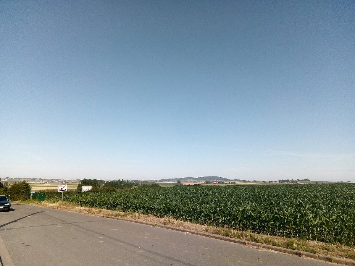 PRO1hldrsacf's tweet photo. Early rise in Belgium for a nice walk from the hostel to #MessinesRidge #acfadventures https://t.co/IbRuhl7Dcl