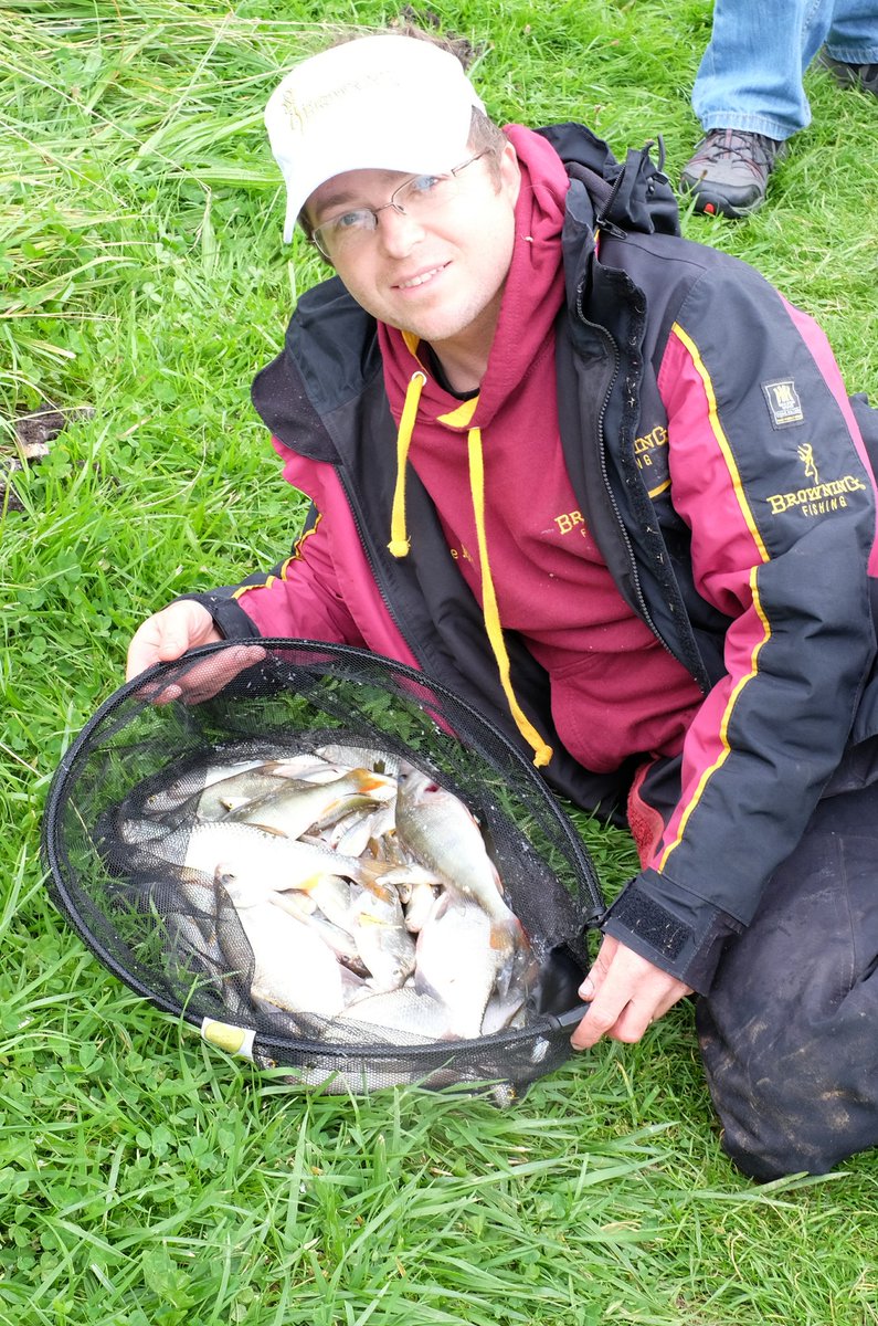 OuseEcologyEA's tweet photo. It's #worldfishingday today. Each of the @ousefishea team are posting a #catchshot. Here's mine... A Shropshire Union Canal catch from last year's #anglingtrust Div 1 National. #crtfisheries #teamea The weathers ace, but don't forget your #fishinglicence  https://t.co/szurUQKTqI https://t.co/2lnIRqvTGy