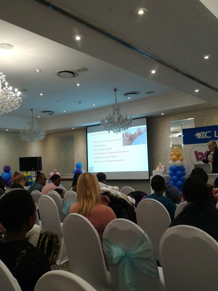 Aishaandlife's tweet photo. Skin to skin should be done as often as possible with mom or dad for 3-4 months after birth. Great benefits not just for baby but also helps you bond with baby & lowers your risk of postnatal depression - Linda for @HuggiesSA @Clicks_SA #BabyClubBootCamp #mommyblogger https://t.co/F1f0wc08DS