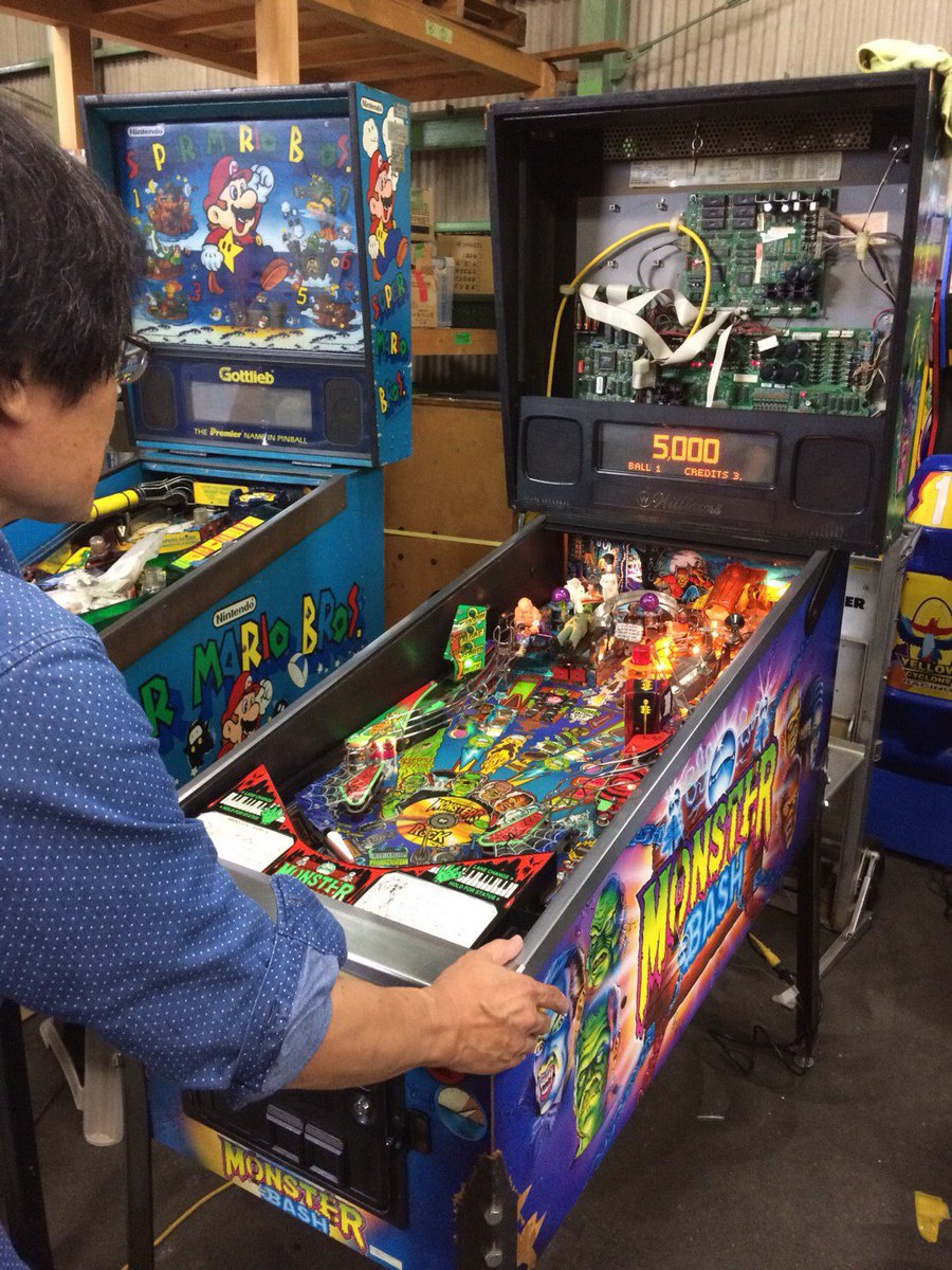 日本ゲーム博物館 目標1万人超え ピンボール復活ラッシュ スーパーマリオに続いてモンスターバッシュも復活しました 日本ゲーム博物館 秘密基地
