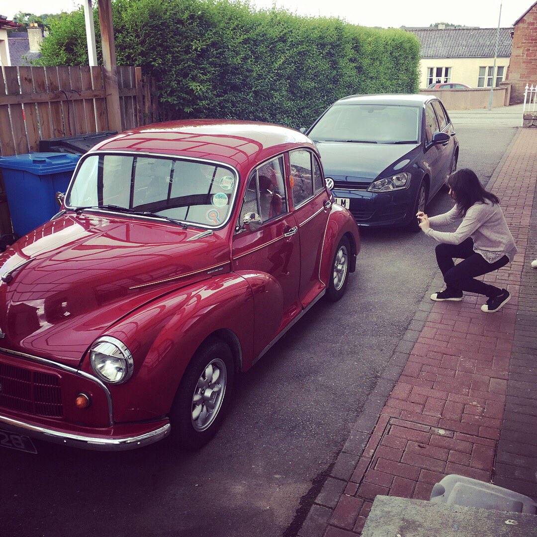 DonnaMaciocia's tweet image. @emmaspollock is in her bloody element up here!😂 @wibblyblue @FinneySharon @VoxLiminis #carporn #carnerd #classiccars #hidetheautotrader #notknownatthisaddress #distantvoices