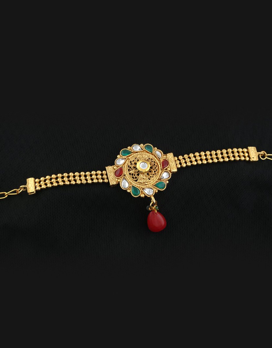 AnuradhaArts's tweet photo. Anuradha Art Jewellery Presents the latest collection of Traditional Maharashtrian Bajuband Jewellery. To see more designs click on this link: https: https://t.co/SmrWQF6uYv
#bajuband #armlet #armbarcelet #armband #bazuband #vaanki #vaki #maharashtrianvaanki #SaturdayMotivation https://t.co/kTU9hGJTyP