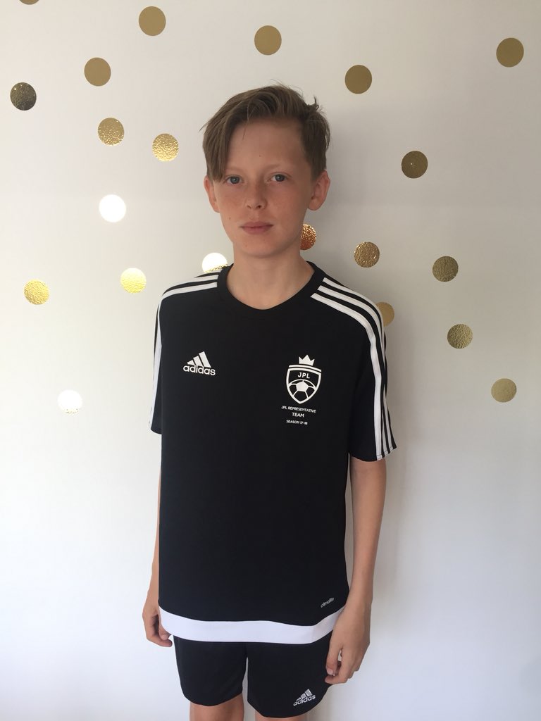 VonRimmer's tweet photo. It’s arrived at last! 👏🏻 Might have been a #onecapwonder for @JPLRepTeam @JnrPremLeague team but he enjoyed the experience. Thanks very much 👍🏻#pathway https://t.co/b7nQ6IGhtM