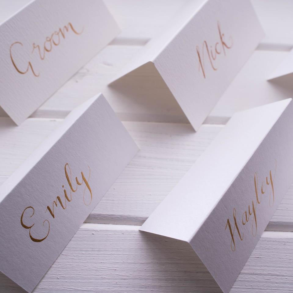 CaligrafiaUK's tweet photo. Our first house collections of place names are up on our website and Etsy ✒

We'll be adding MANY more designs over the next couple of weeks including watercolour, gold leaf and glitter collections! So keep an eye out 👀

#Caligrafia #weddingstationery #placenames #calligraphy https://t.co/DTn3aT4n1a