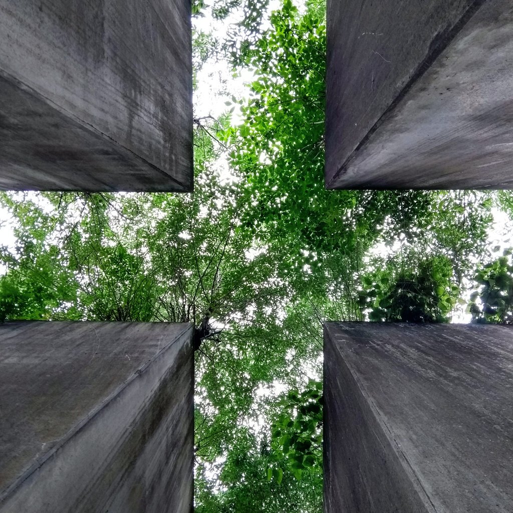 RGSHistory's tweet photo. The Garden of Exile at the Jewish Museum. Our students are having guided tours to explain the brilliant architecture. https://t.co/E1687vQDvi