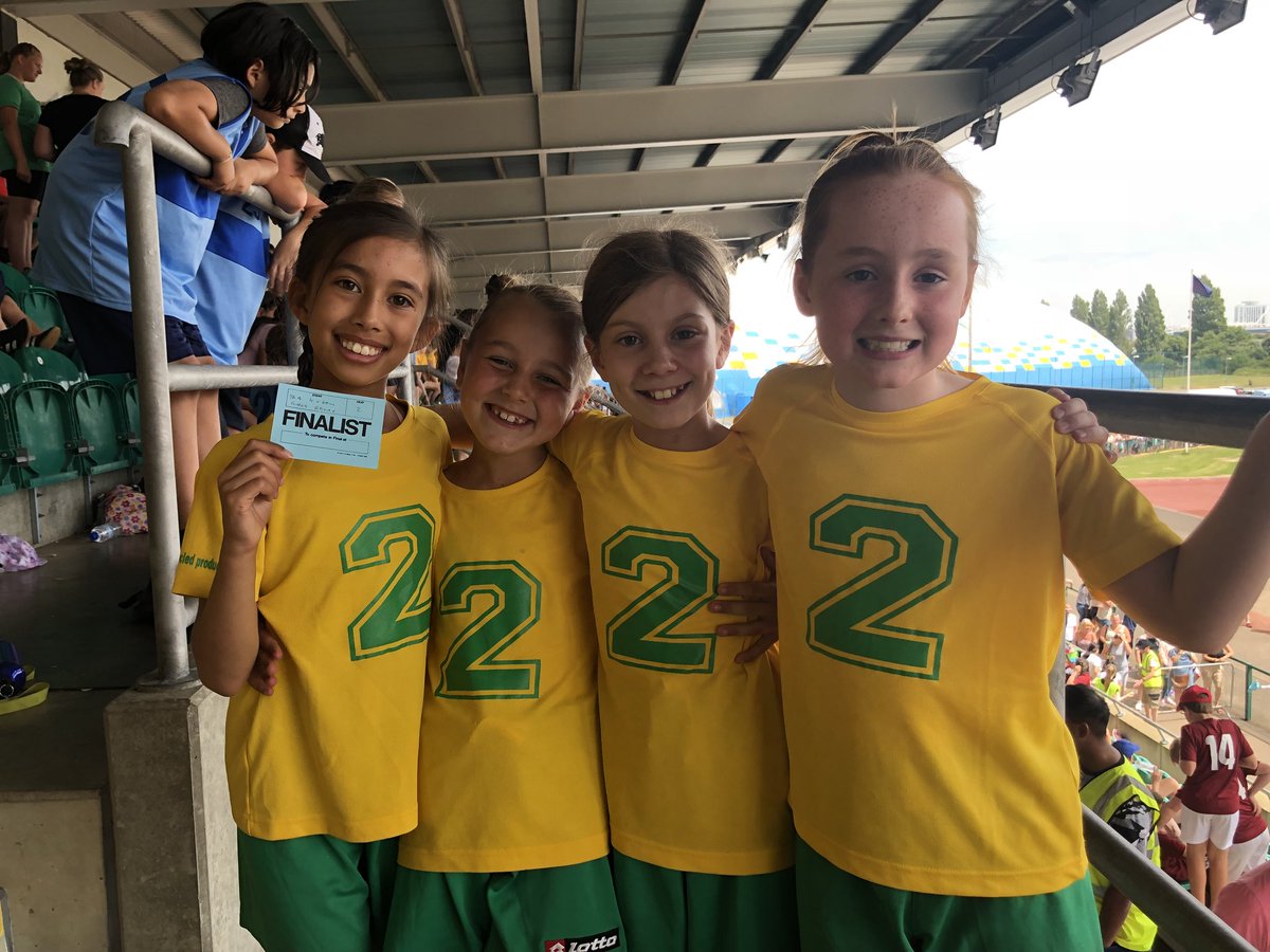 Our Year 4 girls relay finalists! 🏃🏼‍♂️💚