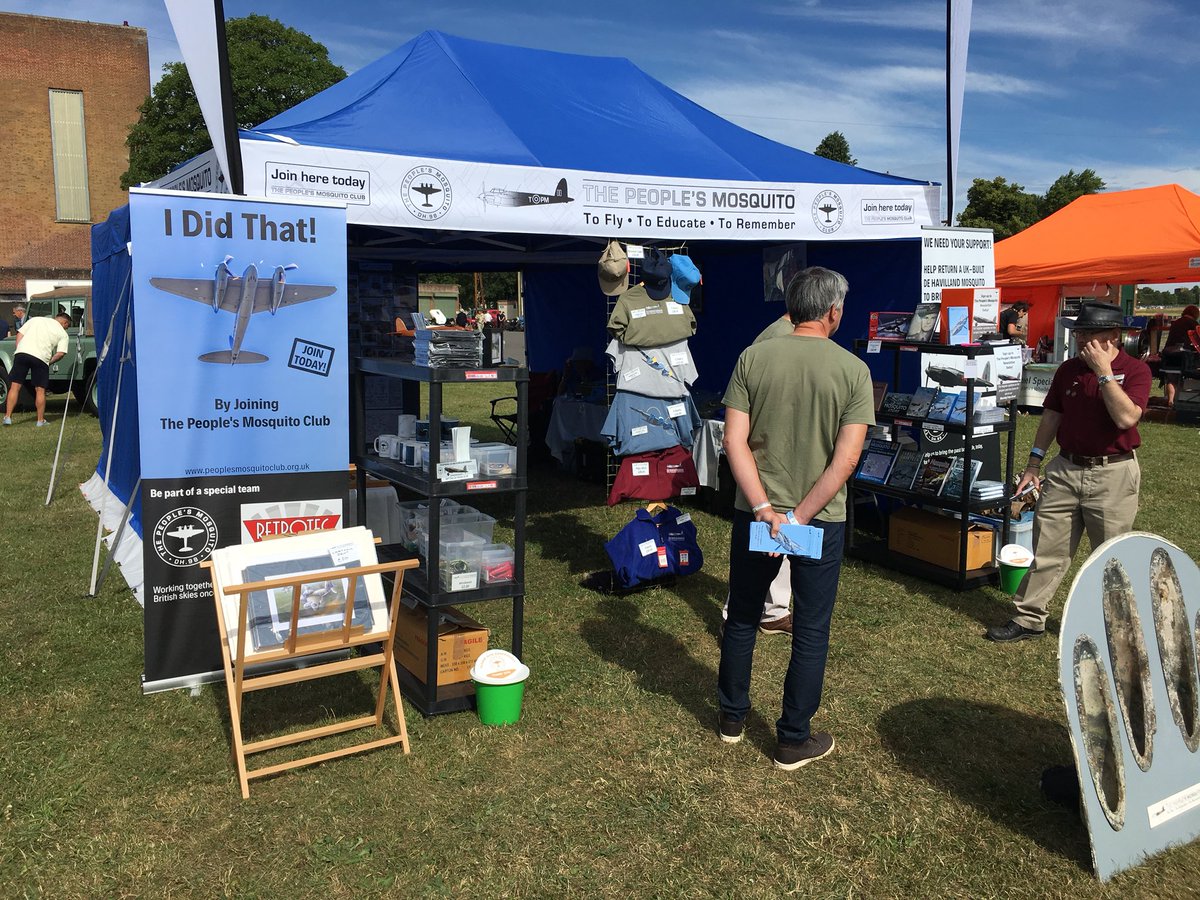 PeoplesMosquito's tweet photo. Bicester FlyWheel this weekend - looking like cracking weather with sports cars and some cracking aircraft in attendance! Raising funds for your Mosquito #UKMossieToFly https://t.co/dNv9FrKIQk