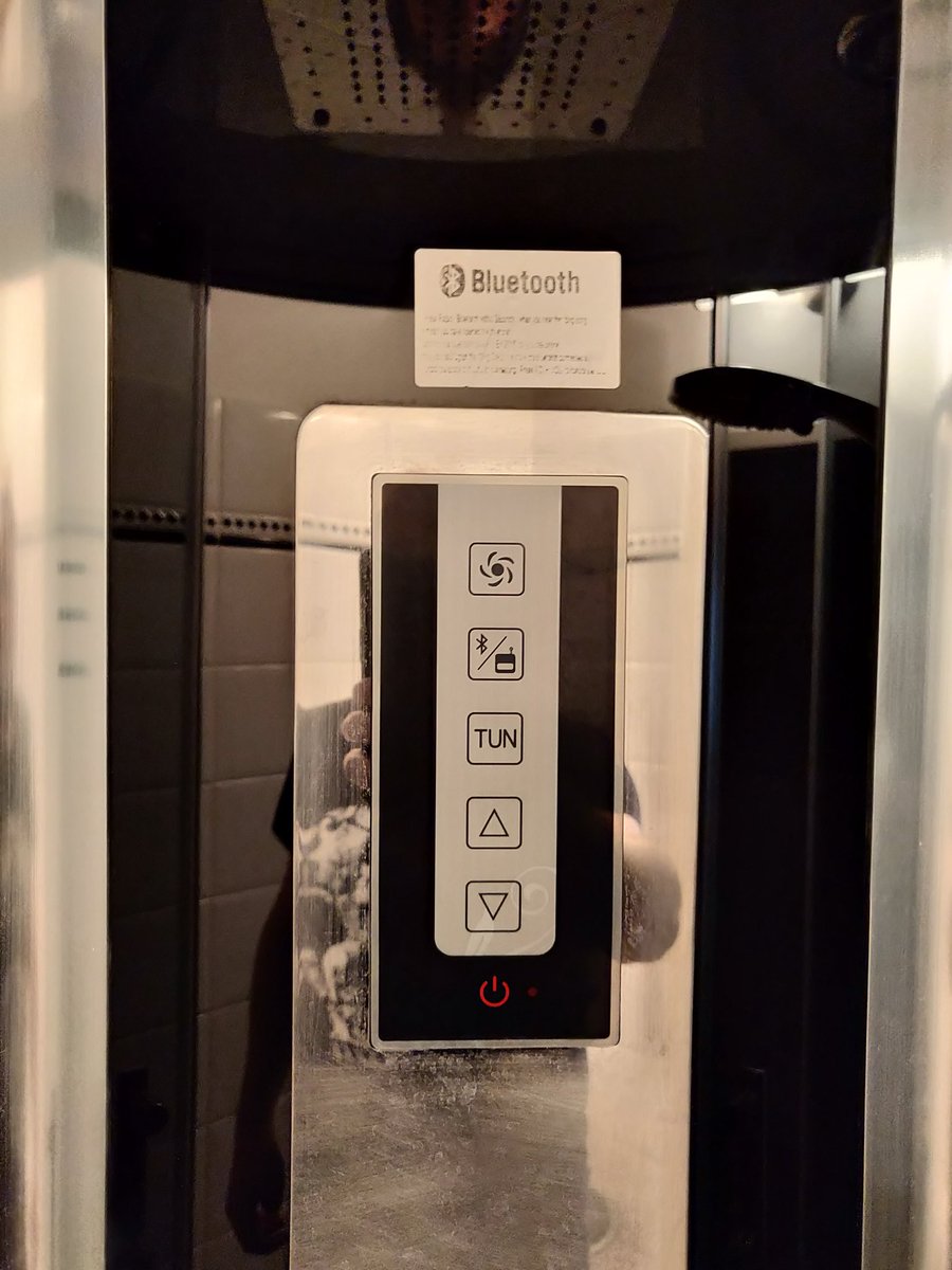 sebastianmetzgr's tweet photo. Shower with #blootooth radio. Best #airbnb ever @ #vienna 😎🎶🚿 https://t.co/aIQH0VGzsH