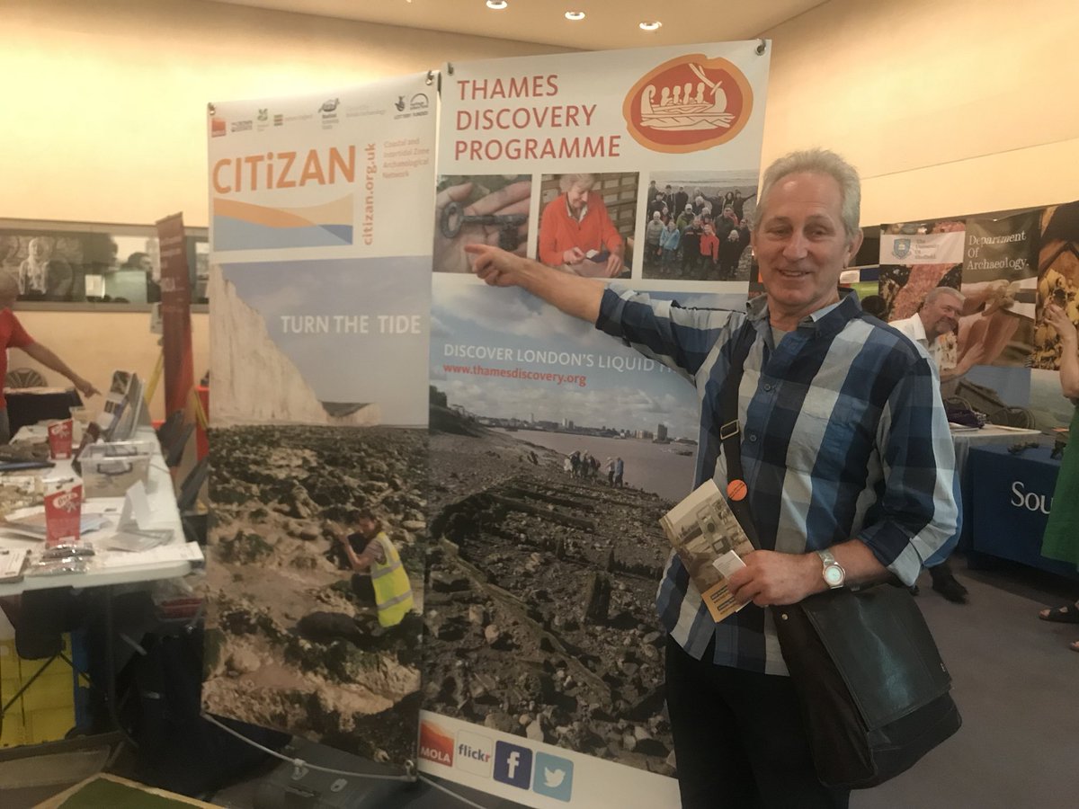 rescue_news's tweet photo. Together we stand! 💪🏽😎👍🏽
@UCLarchaeology #UAD2018 @CITiZAN1 @archaeologyuk  #archaeology #heritage https://t.co/qnhgiOE04L