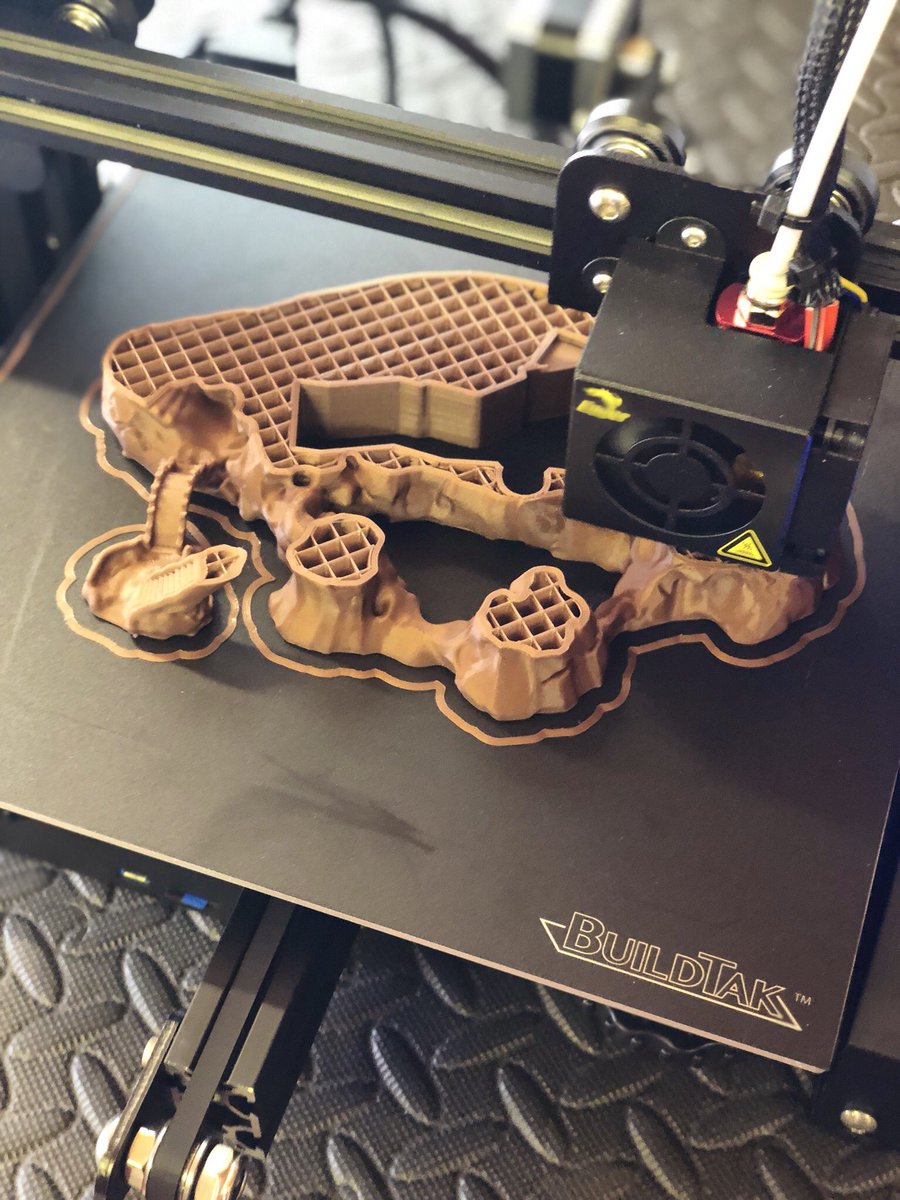 FilamentFrenzy's tweet image. #PrintInprogress 😃 Fortress of the crescent from @Cults3D printing on my @Creality3D Ender 3 using @SpannerHands3D copper coloured PLA 😍 Sliced with @Simplify3D all assisted by @BuildTak sheet 😃