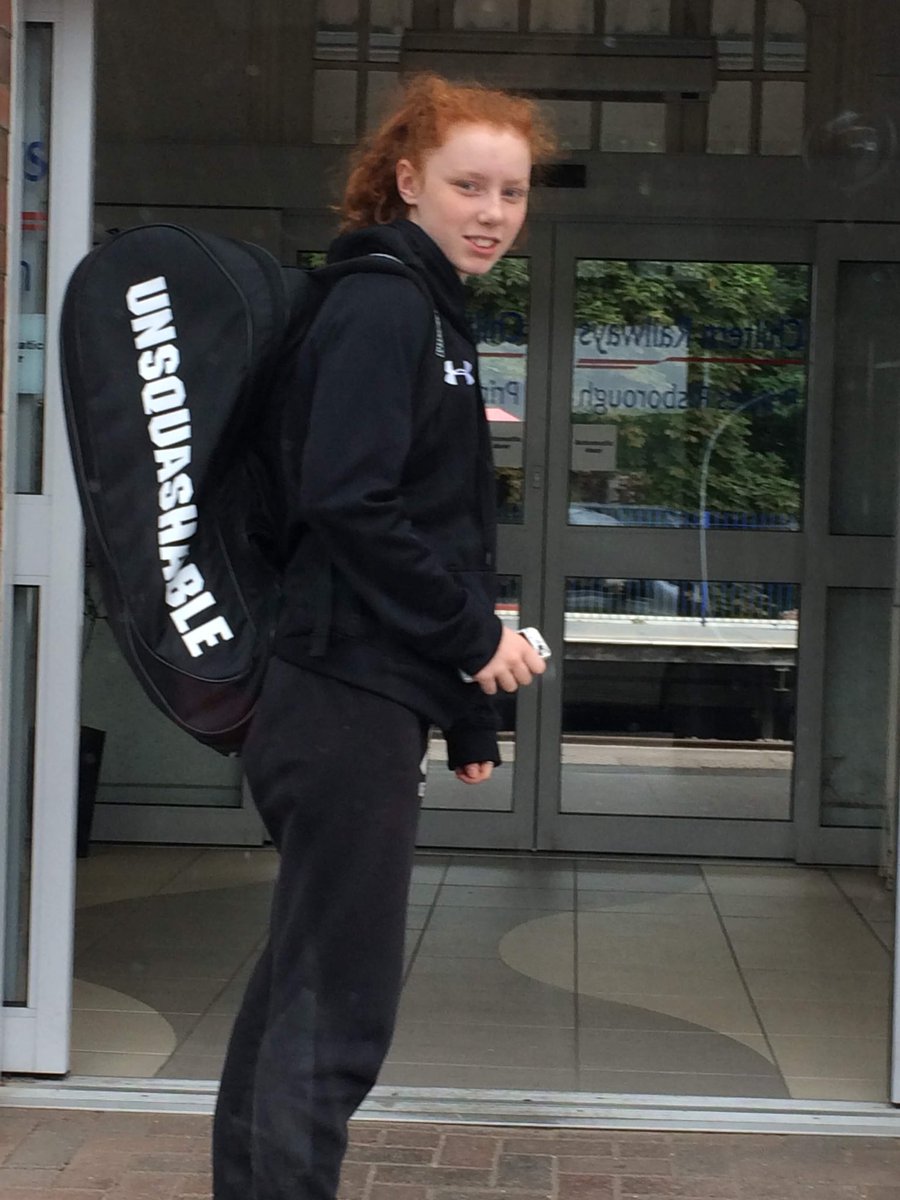 KatieMalliff123's tweet image. Great week of squash, trained hard, brilliant session with #squash1111 lots to learn and take away to practice. #unsquashable. - loving my unsquashable rackets.