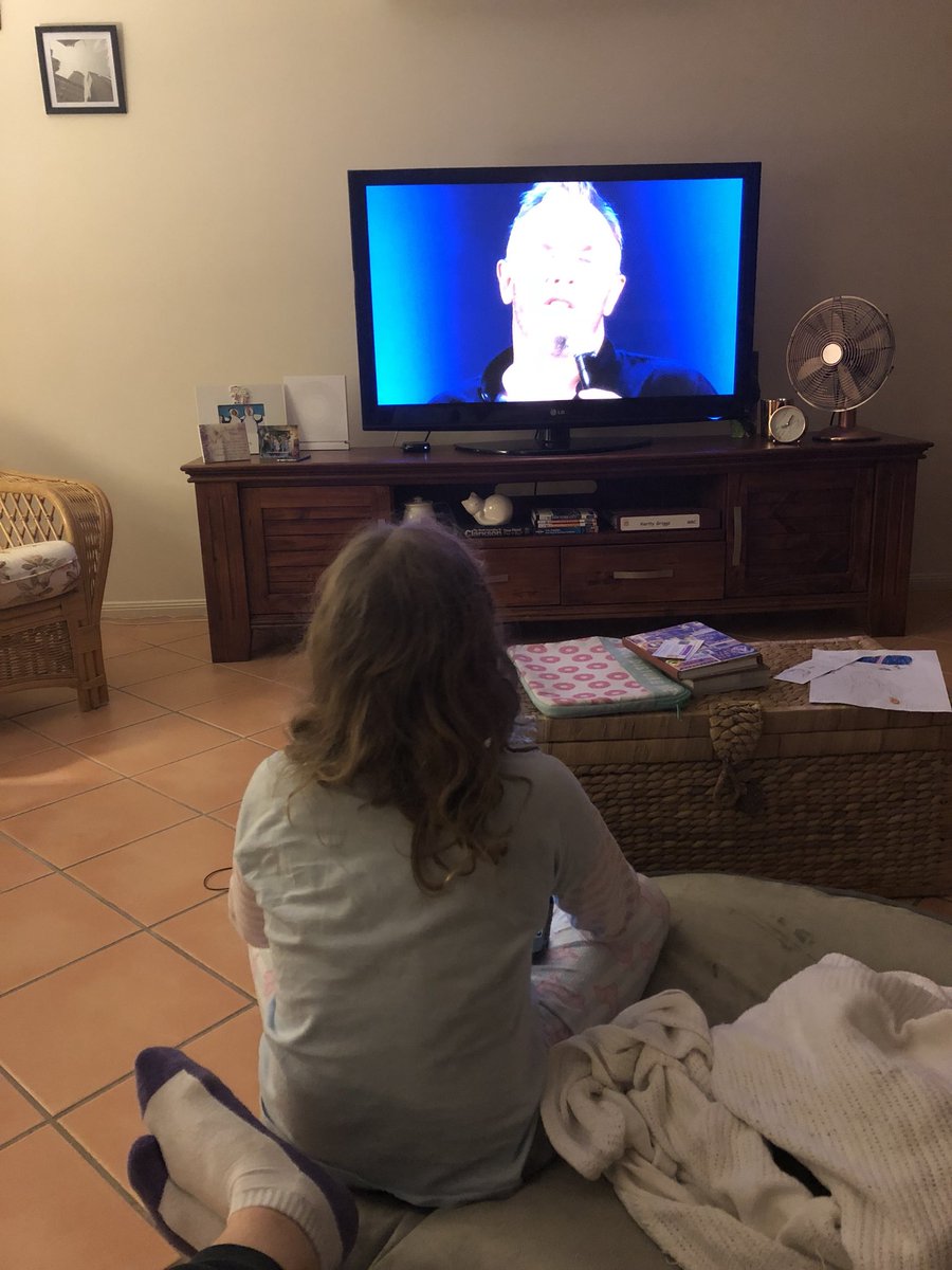 MrsGriggsiola's tweet photo. @gdavies loving your @NetflixANZ special. Please note my8 year old watching and laughing too #greatparenting #shewillneverlookatETthesameagain https://t.co/mxiKydnQjB