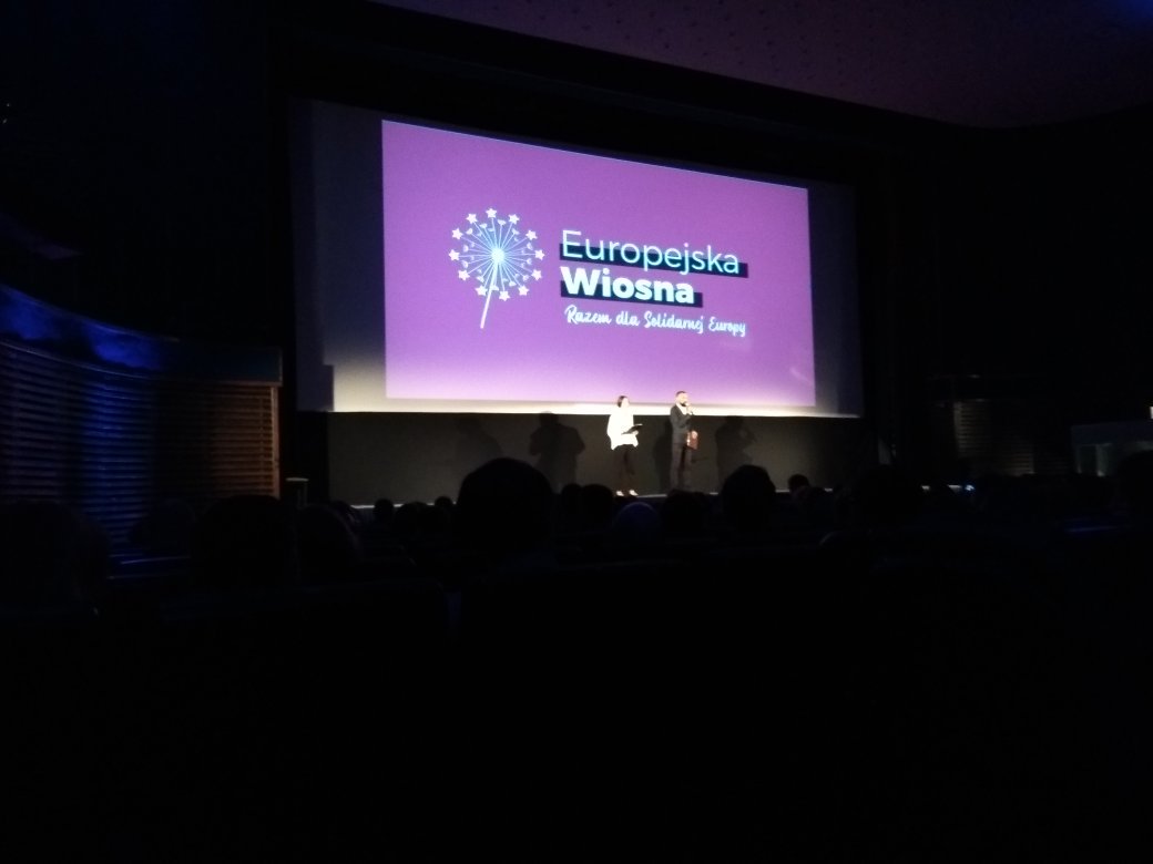 mk_wronski's tweet image. .@MateuszMirys z zarządu krajowego @partiarazem stanowczo przeciwko zmianom w ordynacji do PE. #EuropejskaWiosna #EuropeanSpring