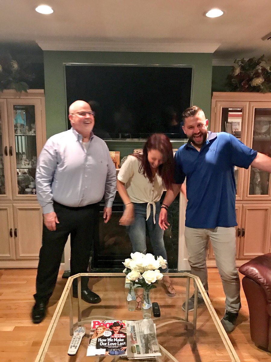 GothamEthicsDoc's tweet photo. #awesome #supper #dinner #meal #with #past #stjohns #university @StJohnsU #student #alumni #michael #christie #2011 #and #fiance #allesandra #vincuillo #fun #funny #moth #family #food #insanity #fitness #marriage #wedding https://t.co/UVPZsKStfW
