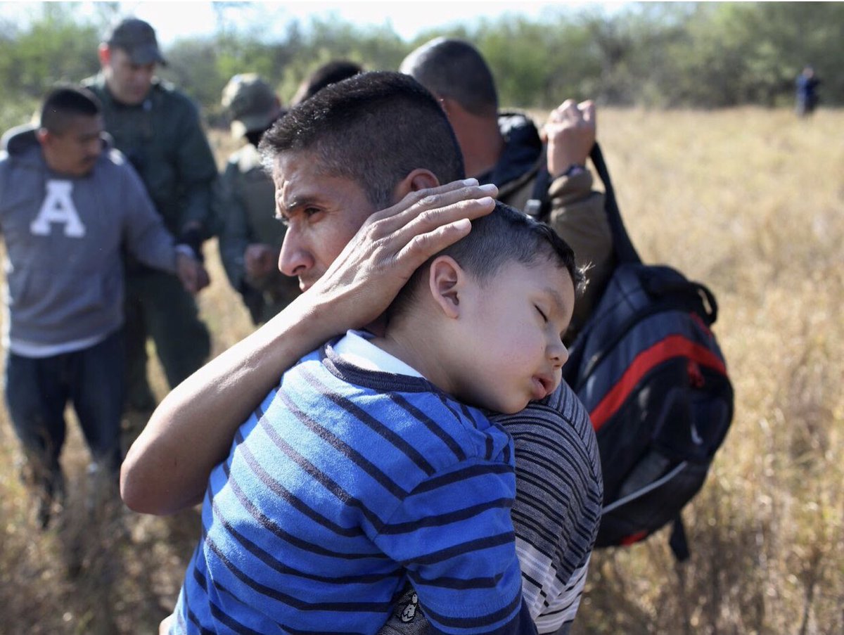 the_nla's tweet photo. It’s heartbreaking to learn about what is going on at the border and impossible to comprehend that we live in a country where children are being torn away from their families. We stand with immigrant families currently affected by these policies. #NLAStands #KeepFamiliesTogether https://t.co/1iszvUqn6P