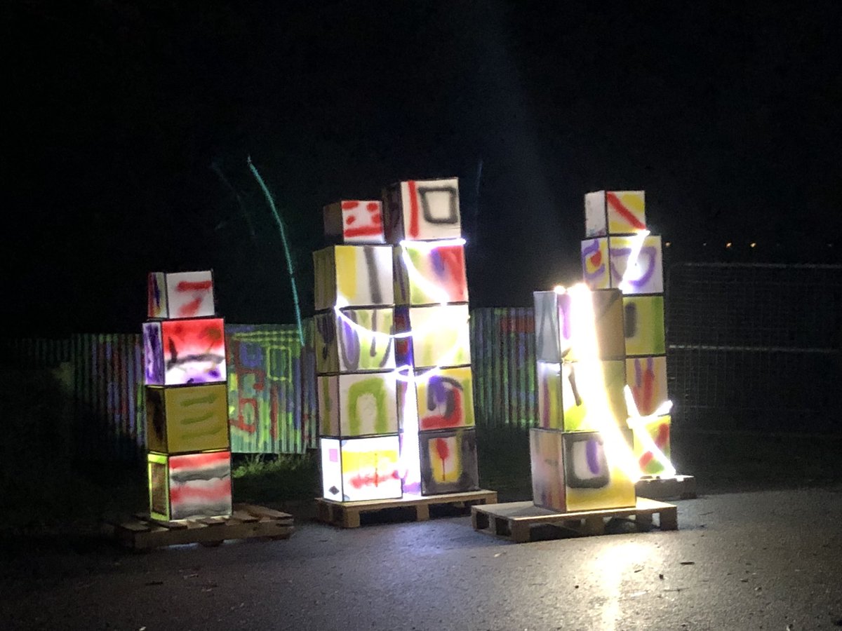 DeSouzaRN's tweet photo. Fabulous light show in our neck of the woods #tenbypoint #southgippsland #basscoast . Such a fabulous community. https://t.co/0S1JiOn8GR