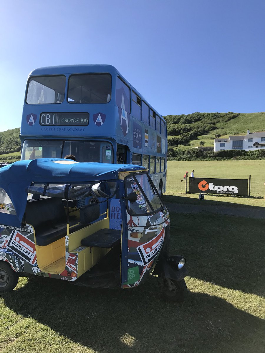 Personalised shuttle rides anyone ?? #visitcroyde #visitnorthdevon #lovenorthdevon #surfincroyde #surfingcroyde #croyde #northdevon #bigbluebus #tikisurf #learntosurf #devonsurf #plainlazy #tuktuk @torqsurfboards <a href="/plainlazyhq/">PlainLazy®</a>