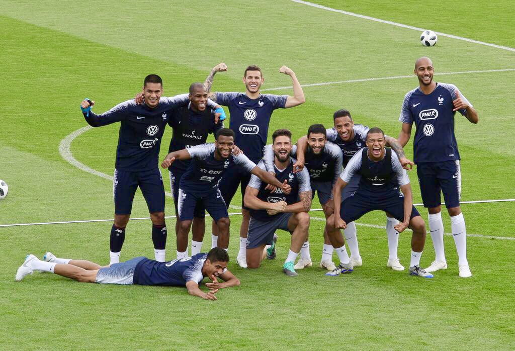 ⚽️💪🏾👊🏽🇫🇷 <a href="/equipedefrance/">Equipe de France ⭐⭐</a>