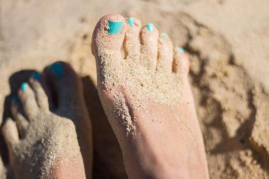 TorontoMomNow's tweet image. Put your best foot forward with a pedi from one of these hot nail spots. 💅 ow.ly/N49730kzg10 #summerinthecity #thsix #nails #manipedi