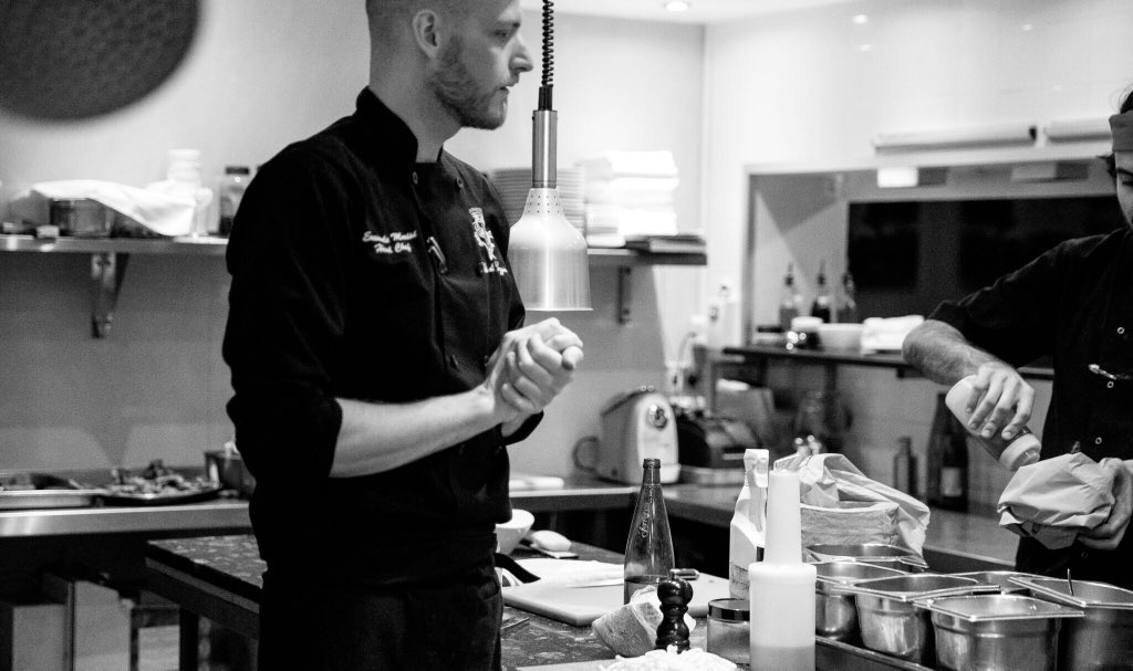 VilladiGeggiano's tweet image. Saturday night in the kitchen👨🏻‍🍳 #readyforservice #saturdaynight #chefslife #topchef #topservice #topteam #bestfood #italianfood #tuscanfood #food #foodie #placetobe #toplondonrestaurants