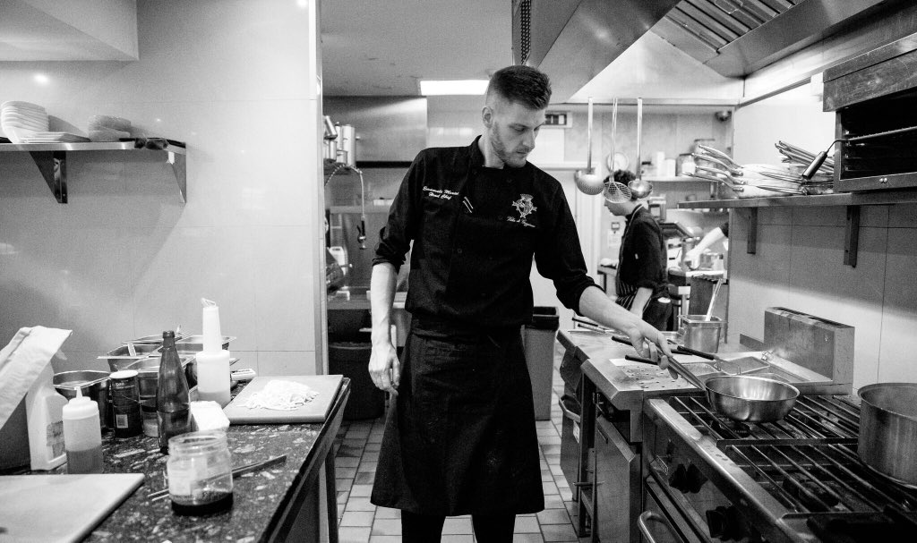 VilladiGeggiano's tweet image. Saturday night in the kitchen👨🏻‍🍳 #readyforservice #saturdaynight #chefslife #topchef #topservice #topteam #bestfood #italianfood #tuscanfood #food #foodie #placetobe #toplondonrestaurants