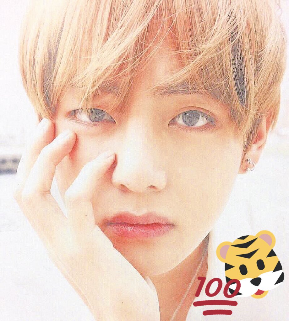 BTSaya95's tweet photo. 本気でまずい！！！！笑

#100AsianHeartthrobs
#kimtaehyung

armyがんばれええええ https://t.co/FEQHzBtn1t