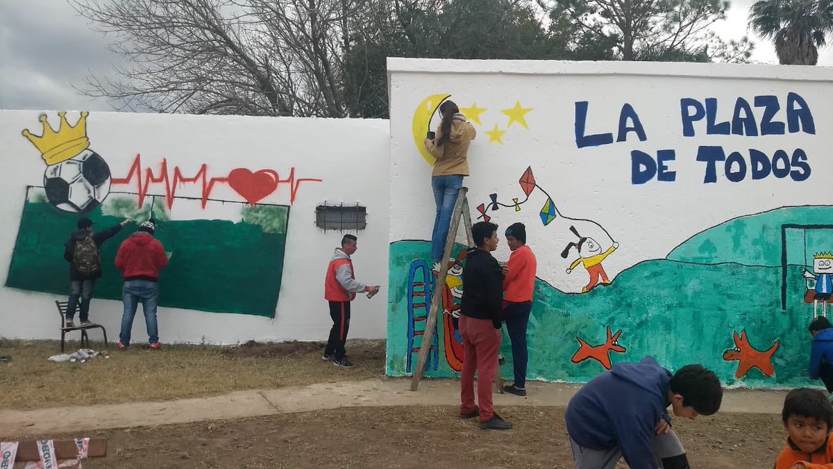 DaniMedus's tweet photo. #Juanto a los vecinos de B•Comunal reacondicionamos la Plaza del barrio, #Vamos por más y mejores espacios públicos para todos #RecreoConvive #ConstruyendoloNuevo https://t.co/5LVm7Oyaqv