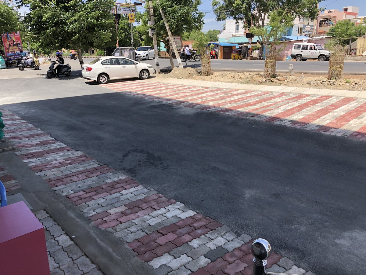 AdminVelan's tweet photo. #SwachhBharat #SwachhIndia @SwachhBharatGov @swachhbharat @swachhindia @aaitrzairport @PMOIndia this is our small contribution of swach Bharath initiative for cleaning the front of Hospital area and maintaining with pavement blocks.(Last old photo)thanks trichy city corporation https://t.co/9Ow7JDpoiD