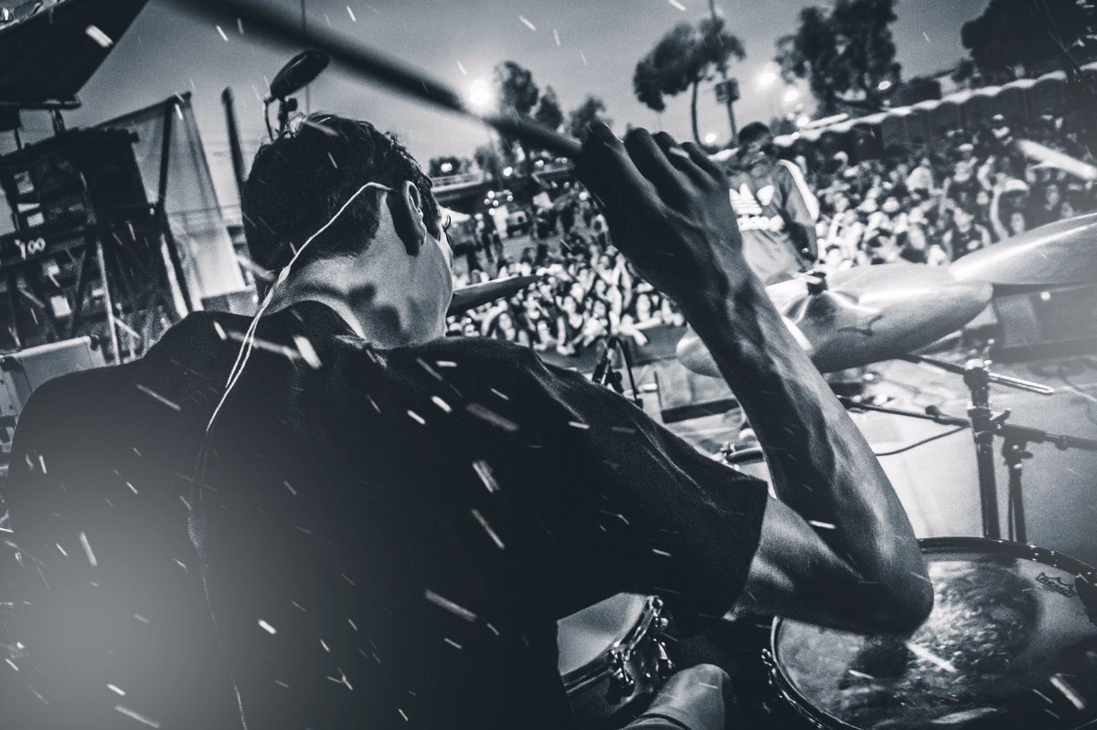 AmbATamb's tweet image. WITH CONFIDENCE • San Diego Warped Tour! 🌹