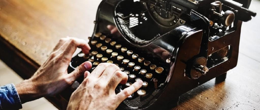 OfficialTung's tweet image. Fast Ways to Increase Your #LinkedProfile Ranking Using Keywords in Headline by @mycareerlove buff.ly/2EdnxHu on @Social_Hire #SEO