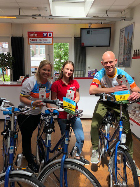 Wij vinden ook dat een ziek kind geen nachtzoen van zijn/haar papa en mama moet missen. Daarom steunen wij het Homerun weekend van het Ronald McDonald Kinderfonds met onze fietsen. Wij wensen iedereen die mee doet heel veel succes! #DomtorenBidom #VVV Utrecht.