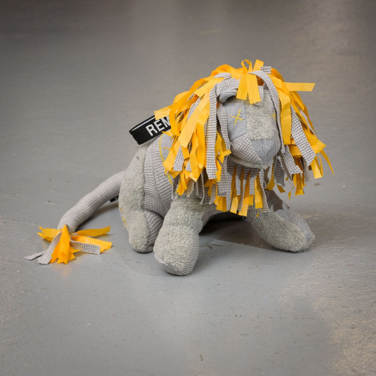 Raeburn_Design's tweet photo. A look back at last weekend’s World Cup special #OffCutAnimals workshop with all lions complete. All proceedings from the day have been donated to WWF. Good luck to the 🦁 🦁 🦁 tomorrow! 🏴♻️ https://t.co/cdJZRYPi9q
