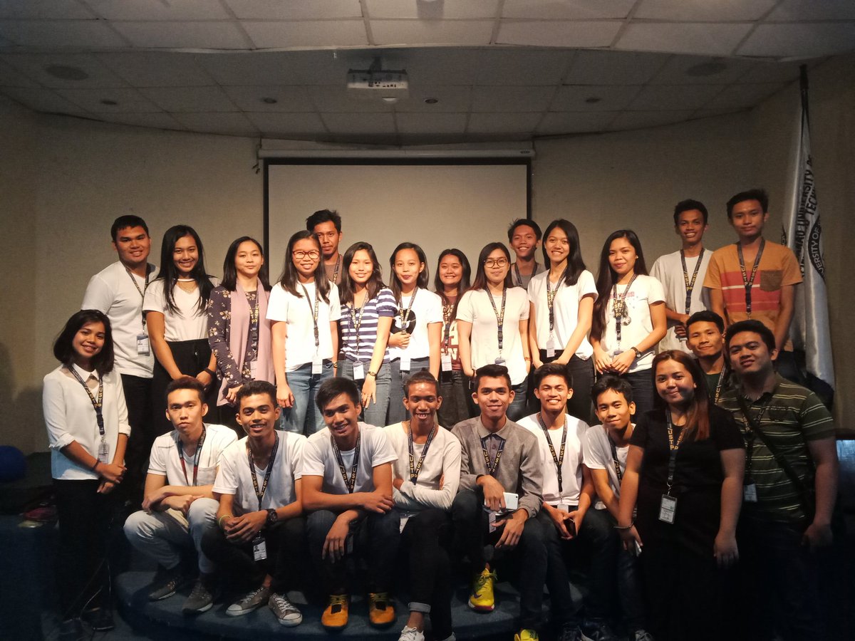 DebateUSTP's tweet photo. New Members of USTP Debate Society. You're very welcome in DebSoc folks! 😁 https://t.co/pzKMxJPUAH
